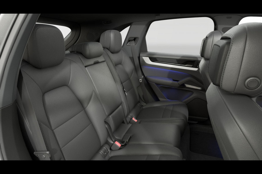 Porsche Cayenne 3.0 E-Hybrid Sport Chrono 470pk New Model | wordt verwacht | Panoramadak | ACC | 21'' Wielen | Bose | Trekhaak |