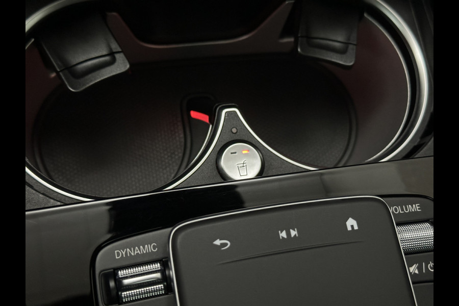 Mercedes-Benz GLE Coupé AMG 53 Hybrid | Carbon | Leder-Exclusief | Soft-Close | Panorama | Massage | 360 Camera | Stoelventilatie | ACC | Trekhaak | Burmester | Head-Up | 4-Zone Clima | Treeplanken | 22'' | Night-Pakket | ISO & Warmte-Werend Glas | Stoelverwarming V+A | Luchtvering | Stuur Carbon & Alcantara | Parfumering | Sfeerverlichting |