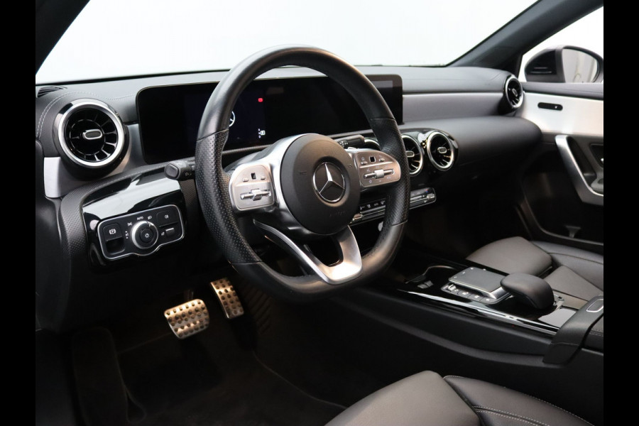 Mercedes-Benz A-Klasse 165pk Advantage Automaat Camera | Cruise | Climate | Navi | Parkeersens. v+a