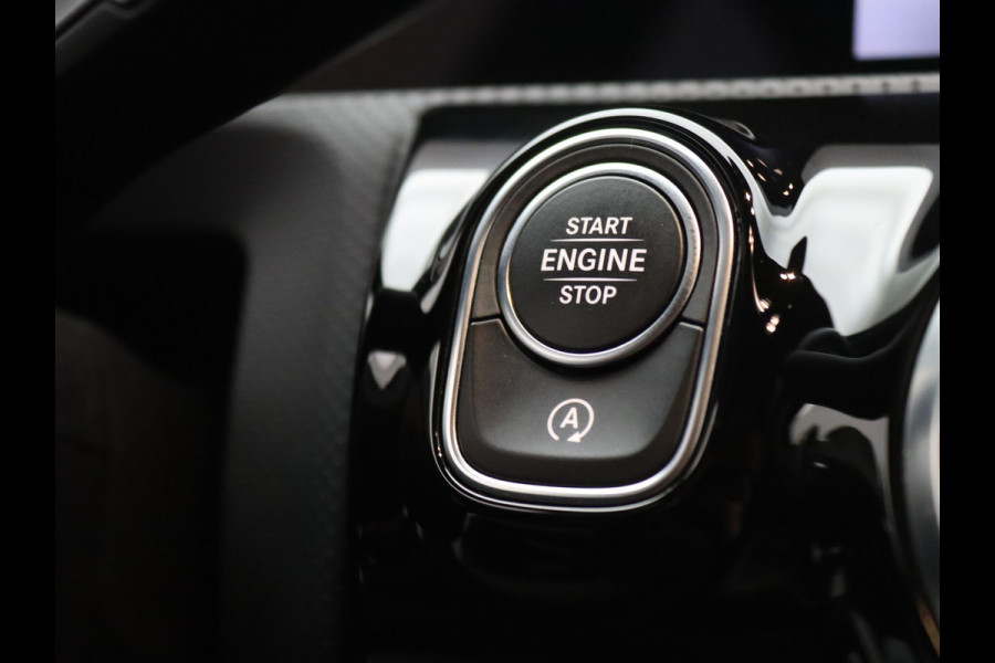 Mercedes-Benz A-Klasse 165pk Advantage Automaat Camera | Cruise | Climate | Navi | Parkeersens. v+a