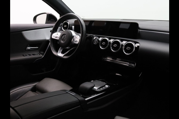 Mercedes-Benz A-Klasse 165pk Advantage Automaat Camera | Cruise | Climate | Navi | Parkeersens. v+a