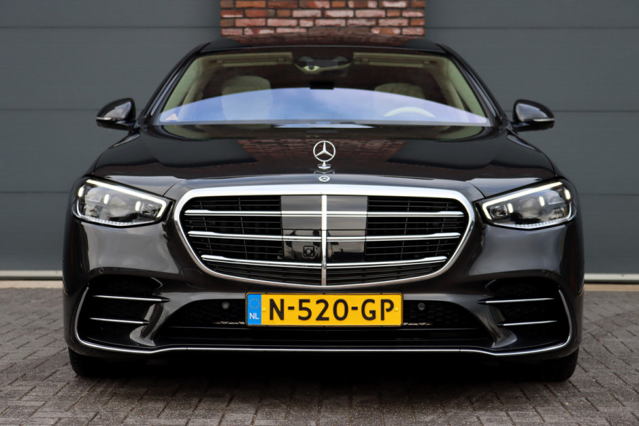 Mercedes-Benz S-Klasse 580 e Lang AMG Line | Airmatic | Distronic+ | Chauffeurspakket | Zonweringspakket | Massage V+A | | MBUX Tablet | Burmester | HUD | Stoelventilatie V+A | Nekverwarming |