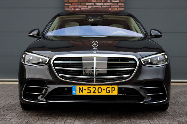 Mercedes-Benz S-Klasse 580 e Lang AMG Line | Airmatic | Distronic+ | Chauffeurspakket | Zonweringspakket | Massage V+A | | MBUX Tablet | Burmester | HUD | Stoelventilatie V+A | Nekverwarming |