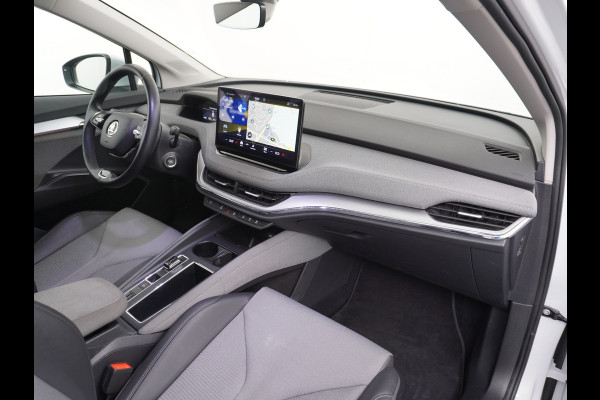Škoda ENYAQ iV 60 SOH 92% Apple Carplay Android Auto Navi Ecc Cruise Control Camera Pdc Led MirrorLink Lmv DAB SmartLink Rijstrooksensor 1e Eigenaar Origineel Nederlandse Auto