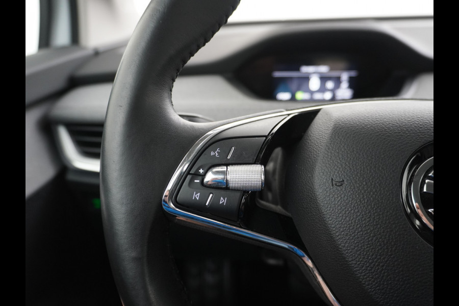 Škoda ENYAQ iV 60 SOH 92% Apple Carplay Android Auto Navi Ecc Cruise Control Camera Pdc Led MirrorLink Lmv DAB SmartLink Rijstrooksensor 1e Eigenaar Origineel Nederlandse Auto