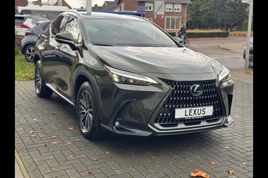 Lexus NX 450h+ AWD Executive Line | Head up display, Stoelventilatie, Geheugenfunctie, 360 Camera, 18 inch, Dodehoekherkenning