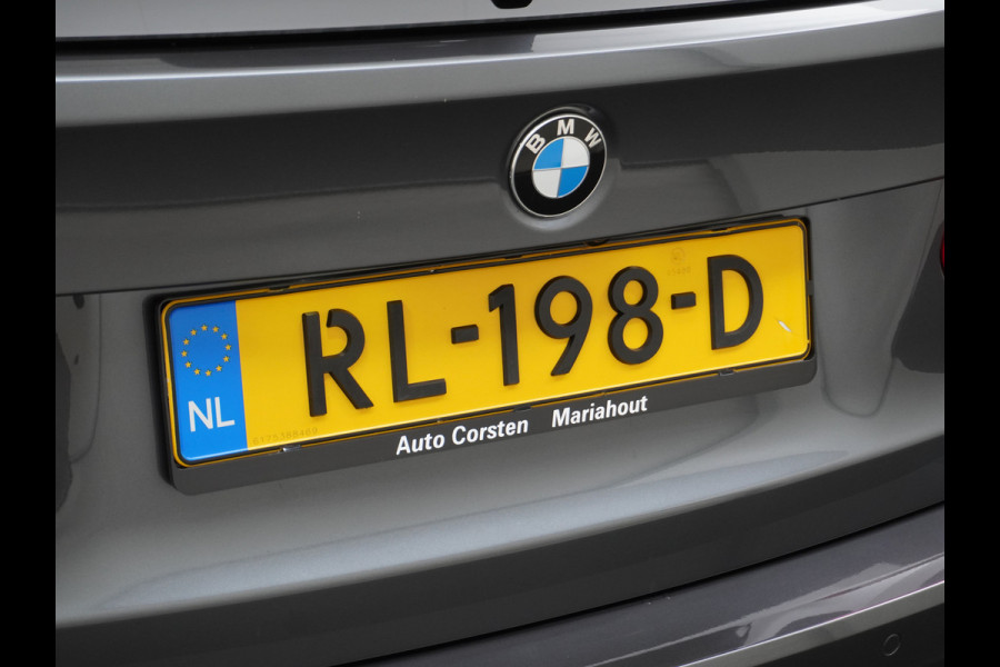 BMW 3 Serie Touring 330i AUT-8 M-Sport Pack Leder+Memory Harman&Kardon® Audio Adap.Cruise Apple Carplay Head-Up Navi 19" Virtual CockpitCame Lmv  Stoelverwarming DAB Elek.Achterklep Zwarte-Hemel Adaptieve Led Wifi Surround Camera Origineel Nederlandse Auto Zeer compleet! €71.000 nieuwprijs!
