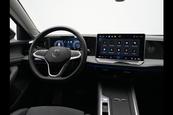 Volkswagen Passat Variant 1.5 eTSI 150pk Business Trekhaak Navigatie Camera Side Assist Acc ARGON 343