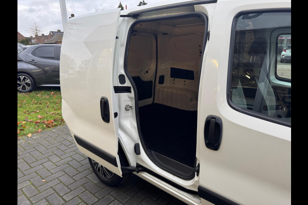 Fiat Fiorino 1.4 Fire SX | Nieuwe Distributieriem, Navigatie, Airco, Stuurwielbediening, Elektrische ramen