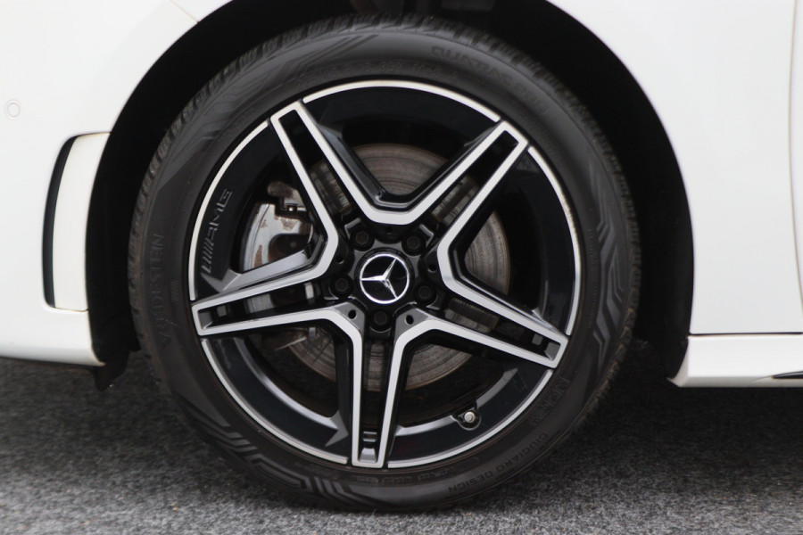Mercedes-Benz A-Klasse 250 e Business Solution AMG Limited Camera, Sfeerverlichting, Apple Carplay, LED, Cruise, PDC