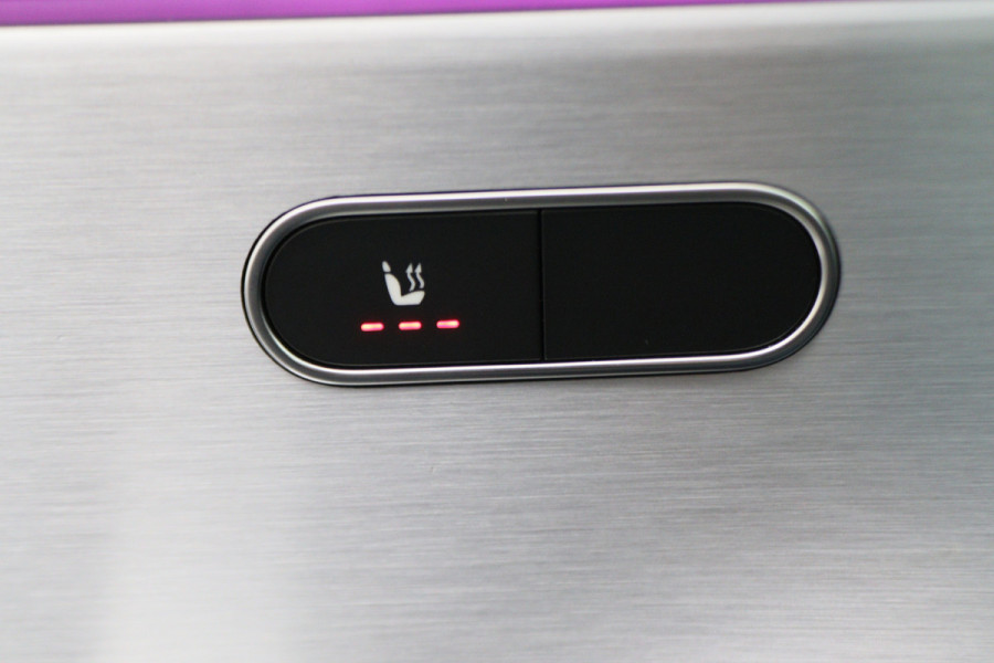 Mercedes-Benz A-Klasse 250 e Business Solution AMG Limited Camera, Sfeerverlichting, Apple Carplay, LED, Cruise, PDC