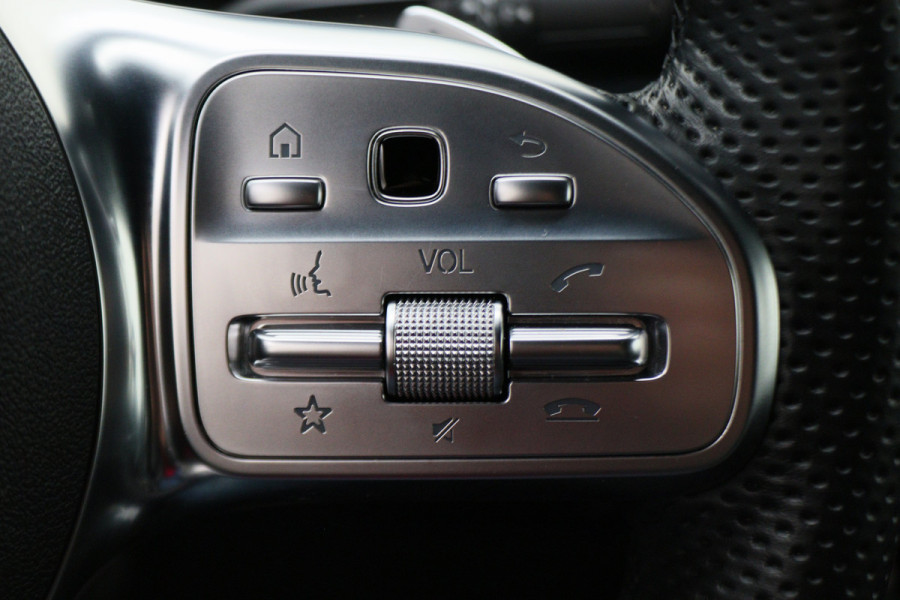 Mercedes-Benz A-Klasse 250 e Business Solution AMG Limited Camera, Sfeerverlichting, Apple Carplay, LED, Cruise, PDC
