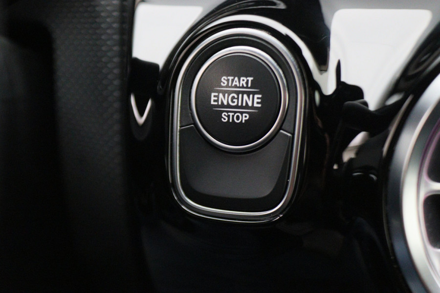 Mercedes-Benz A-Klasse 250 e Business Solution AMG Limited Camera, Sfeerverlichting, Apple Carplay, LED, Cruise, PDC