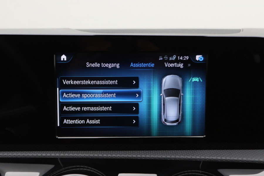 Mercedes-Benz A-Klasse 250 e Business Solution AMG Limited Camera, Sfeerverlichting, Apple Carplay, LED, Cruise, PDC