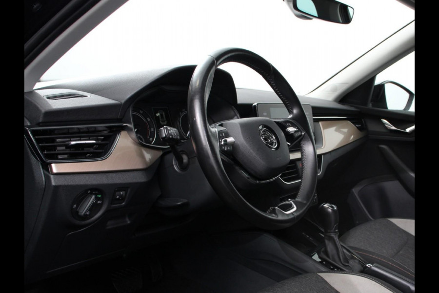Škoda Kamiq 1.0 TSI 110pk DSG Style | Navigatie | Apple Carplay / Android auto | Parkeersensor achter | Cruise Control | Verwarmbare voorstoelen | Extra getint glas | Climate Control