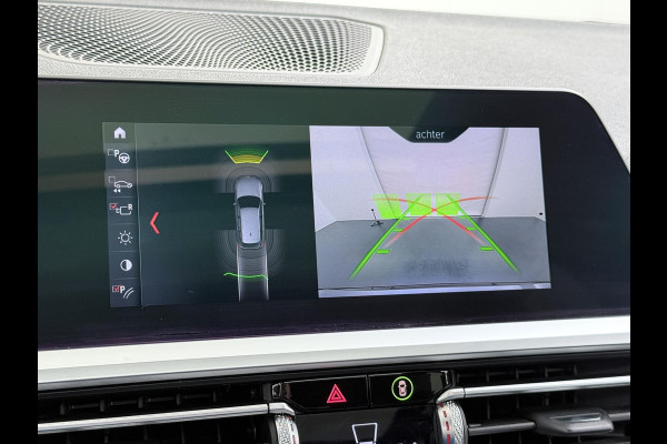 BMW 3 Serie Touring 320i VAN: €34.900,- VOOR: €31.877,- UW EINDEJAARSVOORDEEL: €3.023,-|M-SPORT| PANO| ADAP. CRUISE| NET GROOT ONDERHOUD GEHAD, RIJKLAAR| ELEK. ACHTERKLEP| CAMERA|