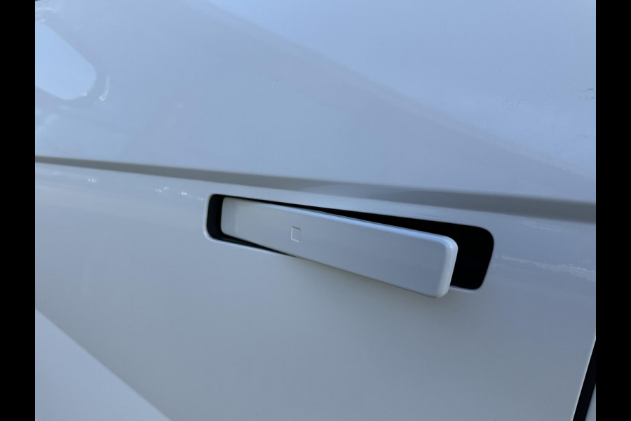 Hyundai IONIQ 5 Lounge AWD 77.4 kWh SOH 100% RIJKLAAR! | FABRIEKSGARANTIE HYUNDAI TOT 10-2028| |STOELVERWARMING + VENTILATIE| DEALER OH. |ELEK. ACHTERKLEP| BOSE AUDIO| VOL OPTIES| ACHTERBANK VERWARMD| HEAD-UP