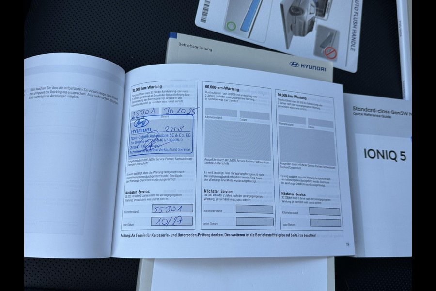 Hyundai IONIQ 5 Lounge AWD 77.4 kWh SOH 100% RIJKLAAR! | FABRIEKSGARANTIE HYUNDAI TOT 10-2028| |STOELVERWARMING + VENTILATIE| DEALER OH. |ELEK. ACHTERKLEP| BOSE AUDIO| VOL OPTIES| ACHTERBANK VERWARMD| HEAD-UP