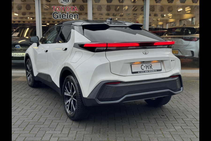 Toyota C-HR 2.0 Plug-in Hybrid 223pk Dynamic Bi-Tone | 18 inch, Stoel + Stuurverwarming, Groot scherm, Parkeersensoren, Dodehoekherkenning