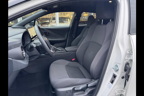 Toyota C-HR 2.0 Plug-in Hybrid 223pk Dynamic Bi-Tone | 18 inch, Stoel + Stuurverwarming, Groot scherm, Parkeersensoren, Dodehoekherkenning