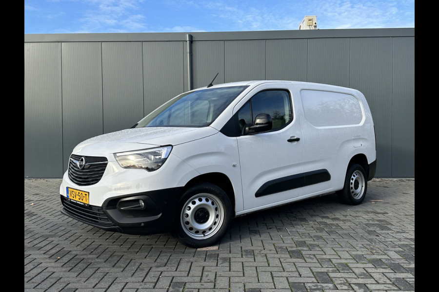 Opel Combo 1.5D 102 PK / L2H1 / 1e EIG. / CAMERA / BLIND SPOT / CRUISE / AIRCO / NAVI / CARPLAY