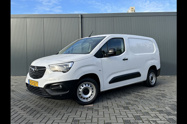 Opel Combo 1.5D 102 PK / L2H1 / 1e EIG. / CAMERA / BLIND SPOT / CRUISE / AIRCO / NAVI / CARPLAY