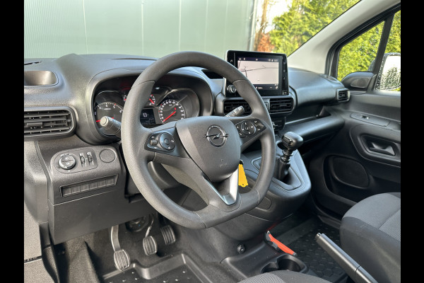 Opel Combo 1.5D 102 PK / L2H1 / 1e EIG. / CAMERA / BLIND SPOT / CRUISE / AIRCO / NAVI / CARPLAY