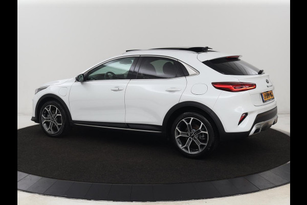 Kia Xceed 1.6 GDi PHEV ExecutiveLine | Panoramadak | Stoelventilatie | Leder | Adaptive cruise | Camera | Memory | Achterbankverwarming | Full LED | Keyless | Stuurverwarming | Navigatie | Plug In