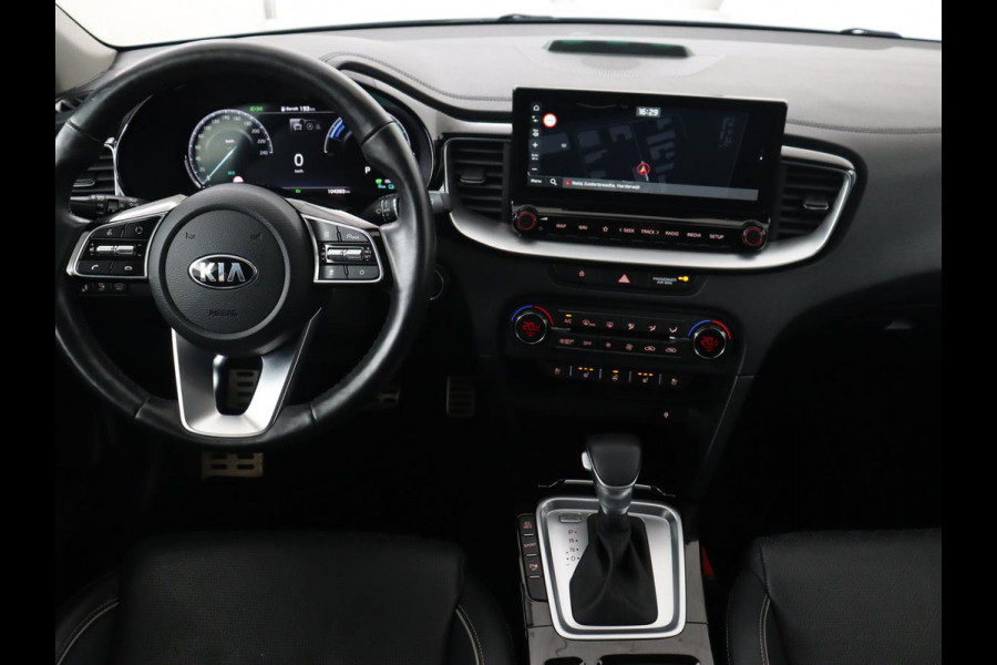 Kia Xceed 1.6 GDi PHEV ExecutiveLine | Panoramadak | Stoelventilatie | Leder | Adaptive cruise | Camera | Memory | Achterbankverwarming | Full LED | Keyless | Stuurverwarming | Navigatie | Plug In