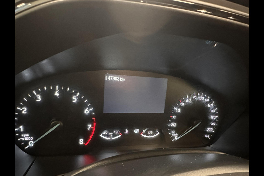 Ford FOCUS Wagon 1.0 EcoBoost 125pk Hybrid ST Line Navigatie Apple Carplay/Android Auto Camera Parkeersensoren Cruise Control Ledverlichting Climate Control Lichtmetalen velgen