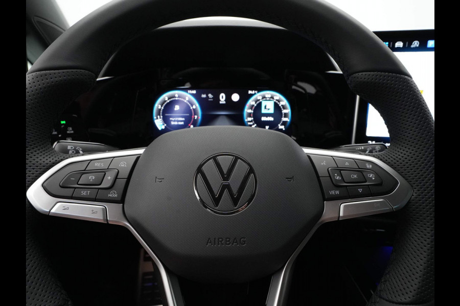 Volkswagen Golf 1.5 eTSI 150pk DSG R-Line Edition Navigatie Camera Acc Stoelverwarming