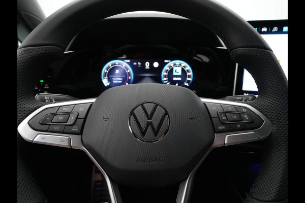 Volkswagen Golf 1.5 eTSI 150pk DSG R-Line Edition Navigatie Camera Acc Stoelverwarming