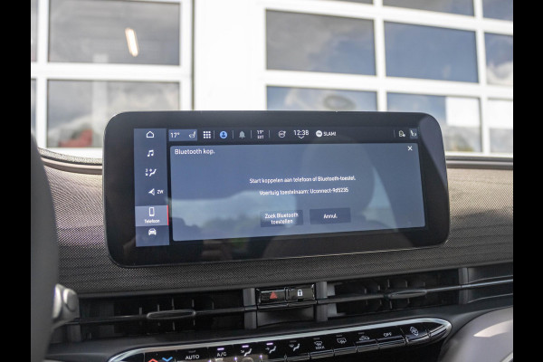 Fiat 500E Giorgio Armani Collector's Edition 42 kWh | 17% Bijtelling | Zeer Exclusief | Beperkte Oplage !