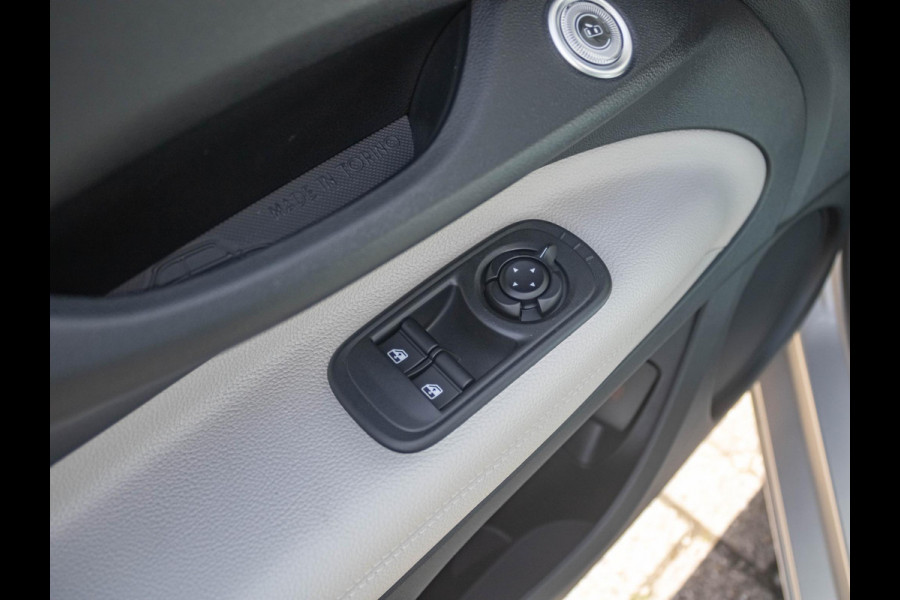 Fiat 500E Giorgio Armani Collector's Edition 42 kWh | 17% Bijtelling | Zeer Exclusief | Beperkte Oplage !