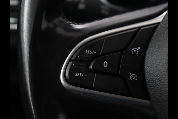 Renault Mégane 1.3 TCe Intens | Automaat | Trekhaak | Camera | Head-Up | Half leder | Carplay | BOSE Sound | Full LED | Keyless | Climate control | Parkeerhulp | Cruise control