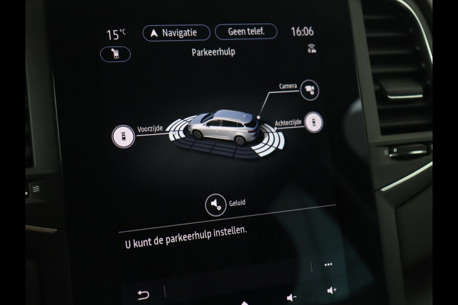 Renault Mégane 1.3 TCe Intens | Automaat | Trekhaak | Camera | Head-Up | Half leder | Carplay | BOSE Sound | Full LED | Keyless | Climate control | Parkeerhulp | Cruise control