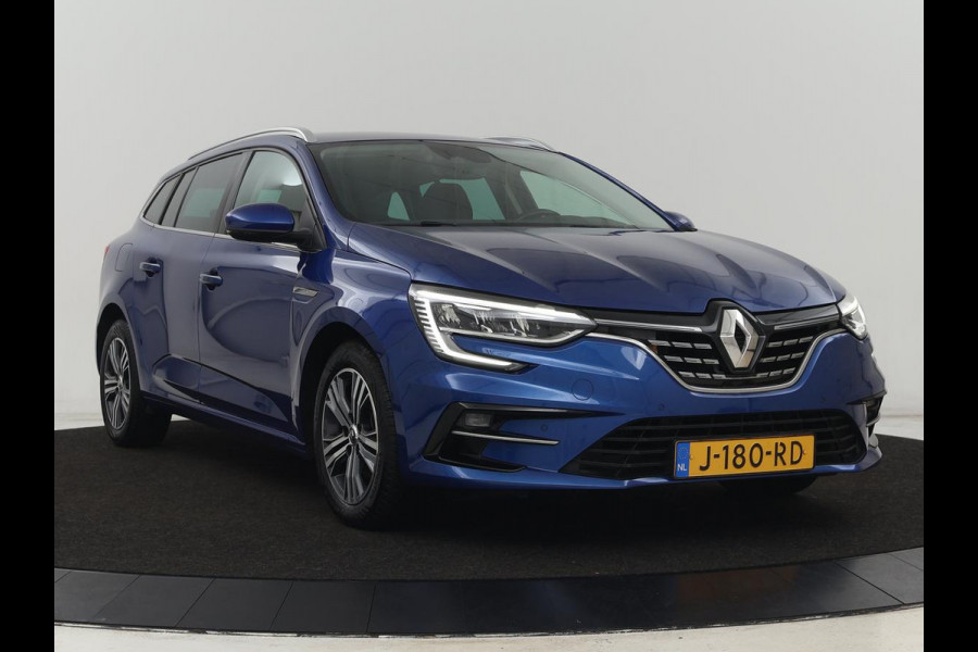 Renault Mégane 1.3 TCe Intens | Automaat | Trekhaak | Camera | Head-Up | Half leder | Carplay | BOSE Sound | Full LED | Keyless | Climate control | Parkeerhulp | Cruise control