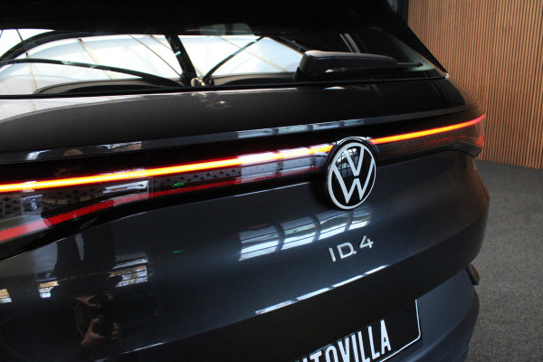 Volkswagen ID.4 Navi ACC Camera Warmtepomp PDC Stuurverwarm. Carplay 19" LM velgen Climate voor & achter Interieur voorverwarming & koeling