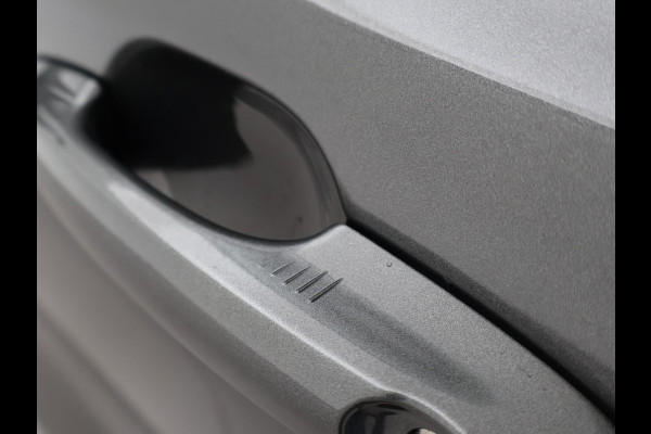 Ford Focus 1.0 ECOBOOST HYBRID 155 PK ST-LINE X + B&O | WINTERPACK | 13" NAVIGATIE | HEAD-UP | 18 INCH | ADAPTIVE CRUISE