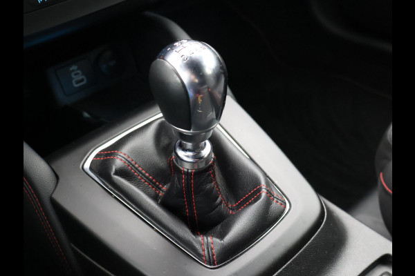 Ford Focus 1.0 ECOBOOST HYBRID 155 PK ST-LINE X + B&O | WINTERPACK | 13" NAVIGATIE | HEAD-UP | 18 INCH | ADAPTIVE CRUISE