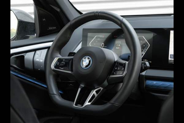 BMW X3 30e xDrive M-Sport Pro - Pano - Trekhaak - ACC - Head-Up