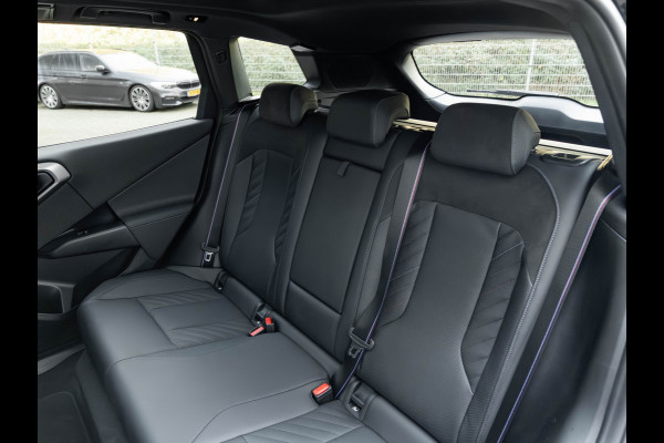 BMW X3 30e xDrive M-Sport Pro - Pano - Trekhaak - ACC - Head-Up