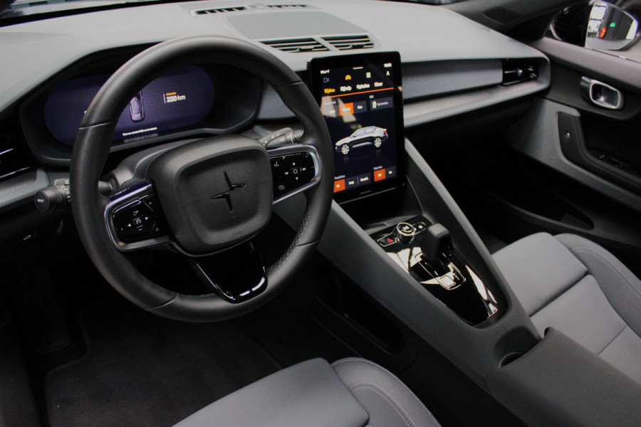 Polestar 2 Long Range Dual Motor 78 kWh Pano 360° Pilot ACC Alcantara Stuurverwarming Stoelverwarming voor & achter LM velgen