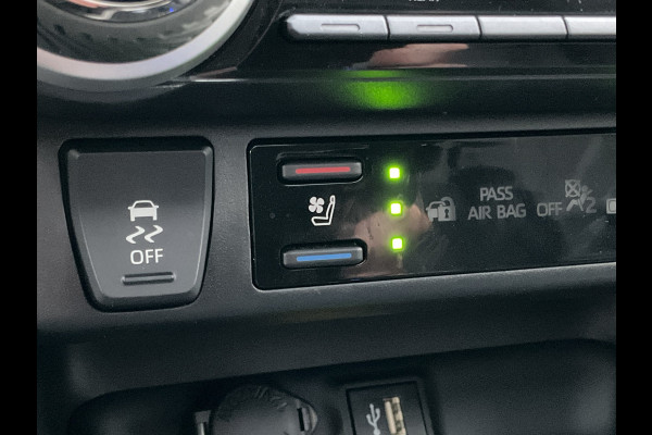 Toyota RAV4 2.5 Hybrid AWD Executive Premium Pack Pano.dak Leer 4x4 DAB