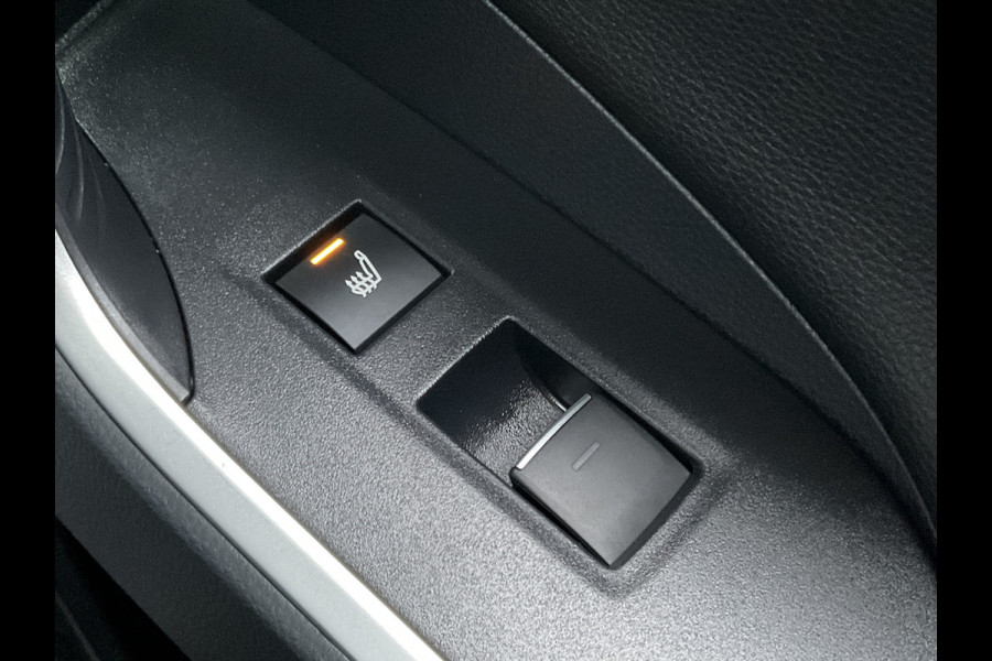 Toyota RAV4 2.5 Hybrid AWD Executive Premium Pack Pano.dak Leer 4x4 DAB