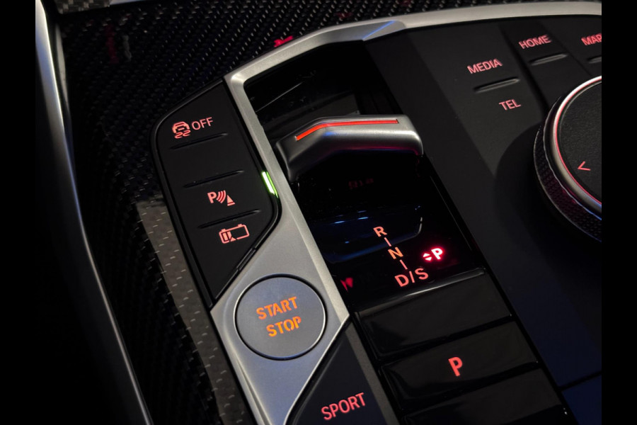 BMW 3 Serie Touring 330e M-SPORT | CARBON | LASERLIGHT | VEEL OPTIES!