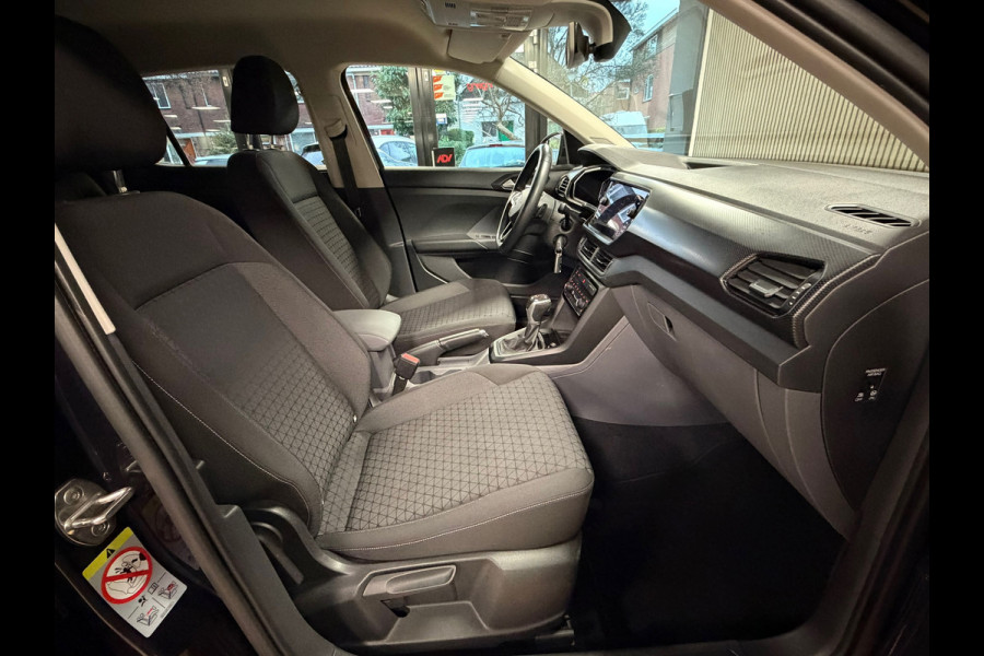 Volkswagen T-Cross 1.0 TSI R-LINE DSG NAVIGATIE APPLE CARPLAY PDC VIRTUAL COCKPIT CRUISE STOELVERWARMING START/STOP USB