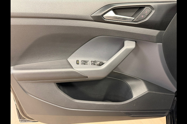 Volkswagen T-Cross 1.0 TSI R-LINE DSG NAVIGATIE APPLE CARPLAY PDC VIRTUAL COCKPIT CRUISE STOELVERWARMING START/STOP USB