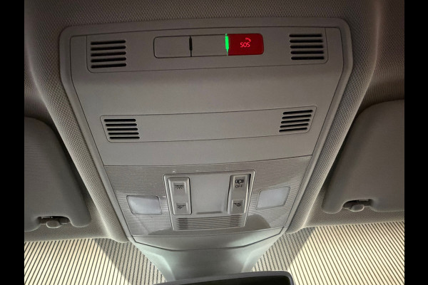 Volkswagen T-Cross 1.0 TSI R-LINE DSG NAVIGATIE APPLE CARPLAY PDC VIRTUAL COCKPIT CRUISE STOELVERWARMING START/STOP USB