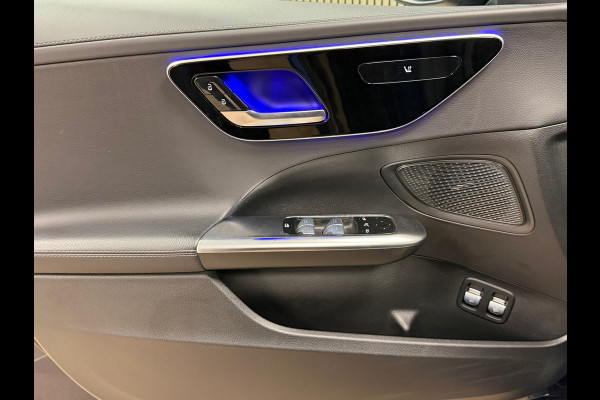 Mercedes-Benz C-Klasse Estate C300e AMG Line Plug-in hybride PANORAMADAK AIRCO CAMERA CRUISE SFEERVERLICHTING LEDER KEYLESS START